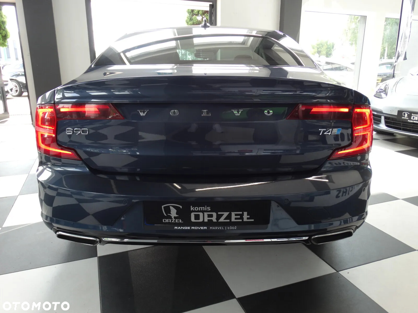 Volvo S90 T4 Momentum Pro - 6