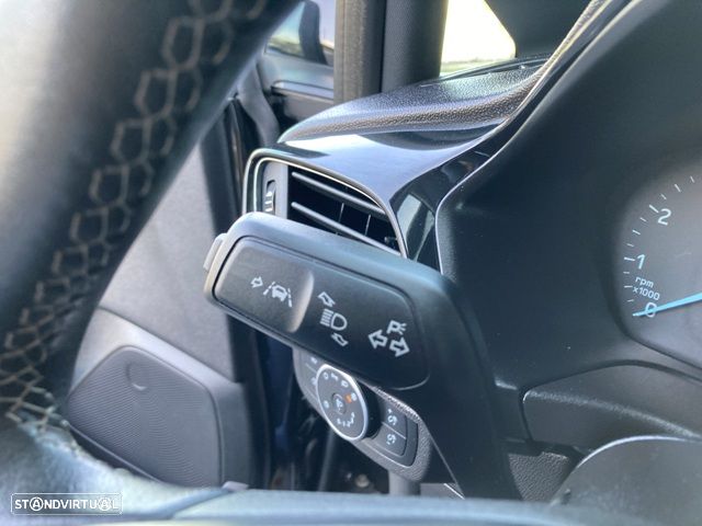 Ford Fiesta 1.0 EcoBoost S&S TITANIUM - 14