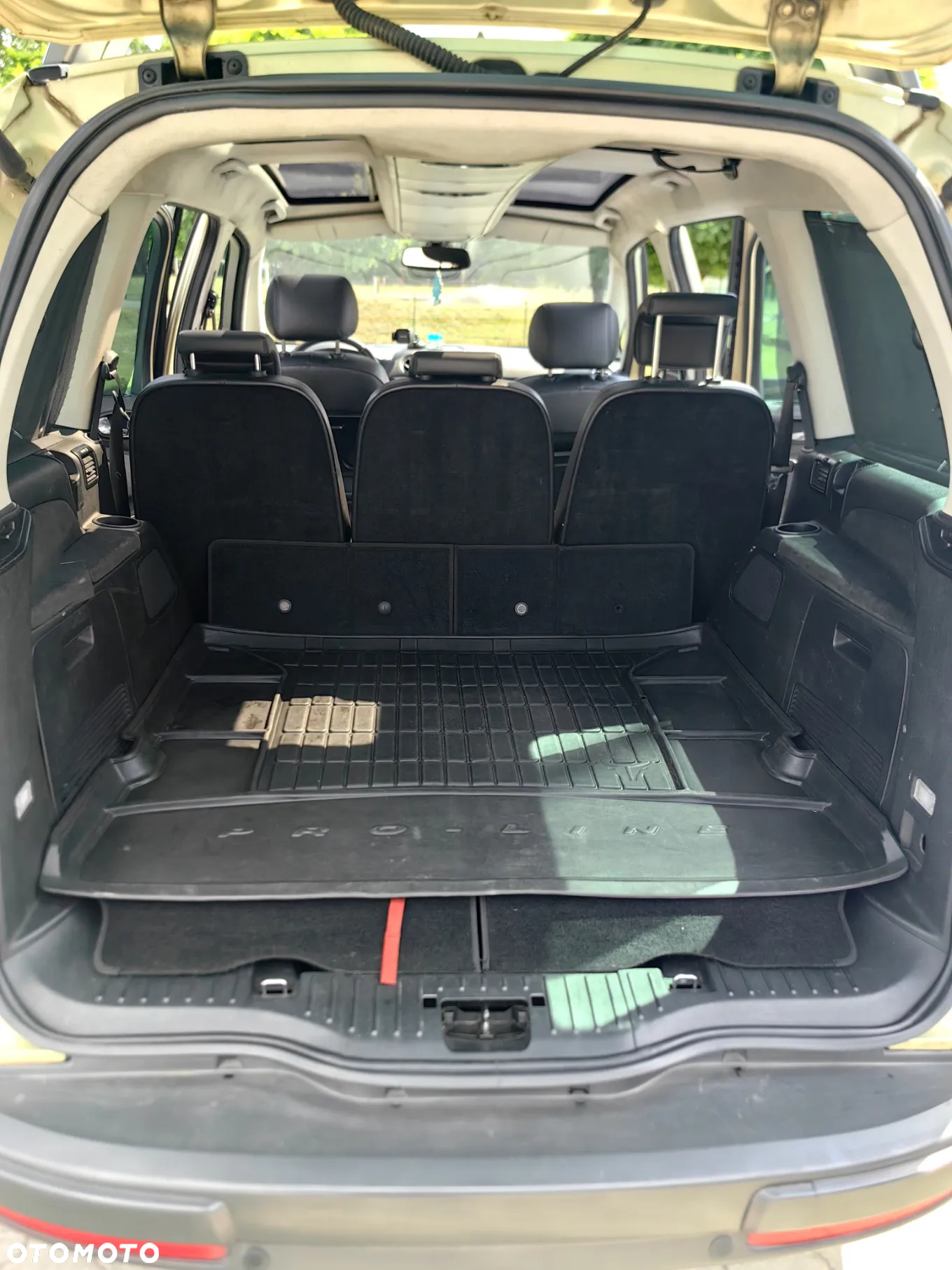 Ford Galaxy 1.8 TDCi Ghia - 22