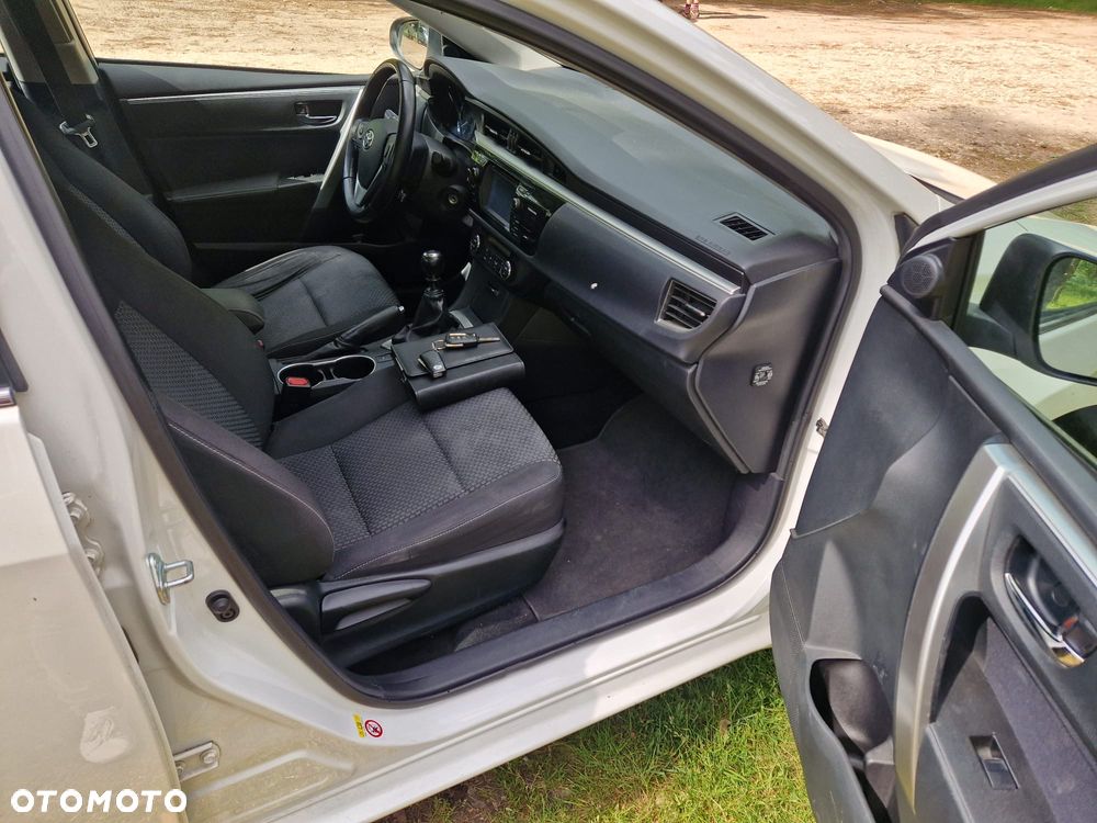Toyota Corolla 1.6 Prestige + NAVI - 10