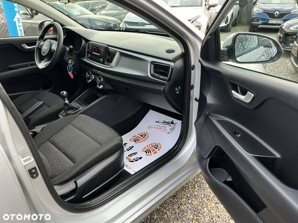 Kia Rio 1.2 M - 8