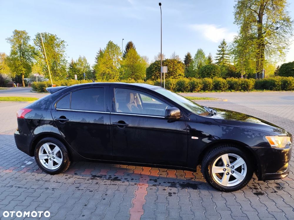 Mitsubishi Lancer 1.8 Instyle CVT - 9