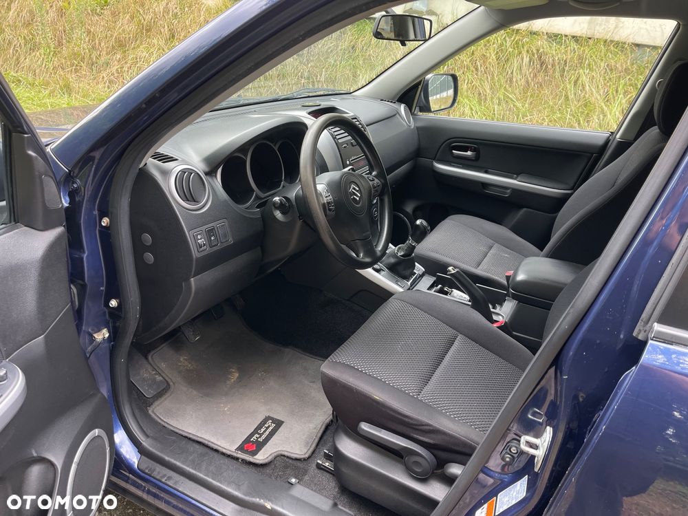 Suzuki Grand Vitara 1.9 DDiS Premium - 14