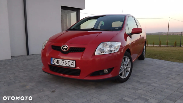 Toyota Auris 1.33 VVT-i Terra