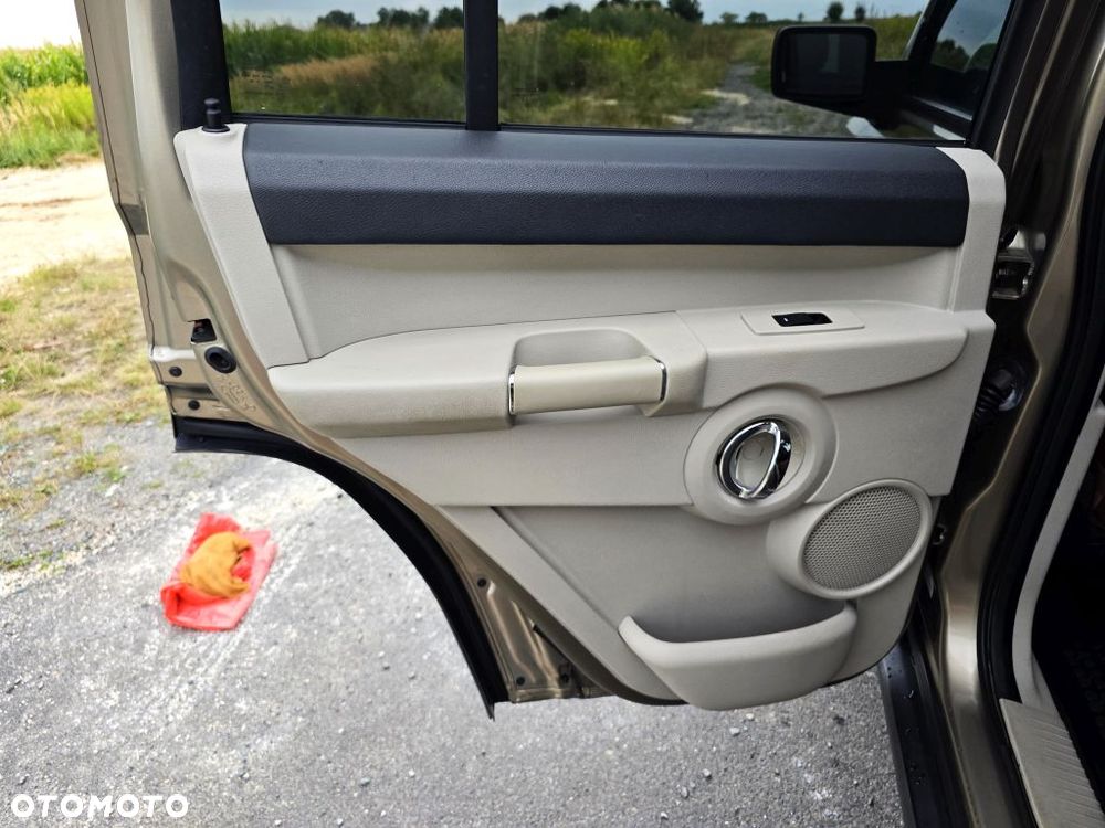 Jeep Commander 5.7 V8 HEMI Automatik Limited - 13
