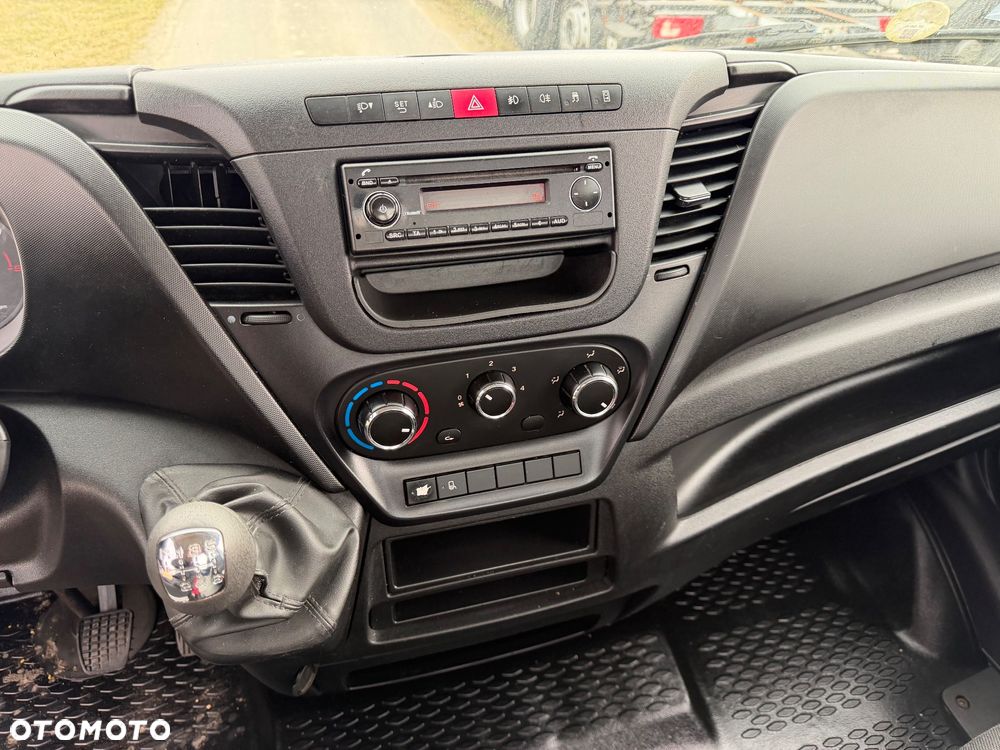 Iveco Daily 35c15 // Rozstaw osi 4,10 // SUPER STAN - 12