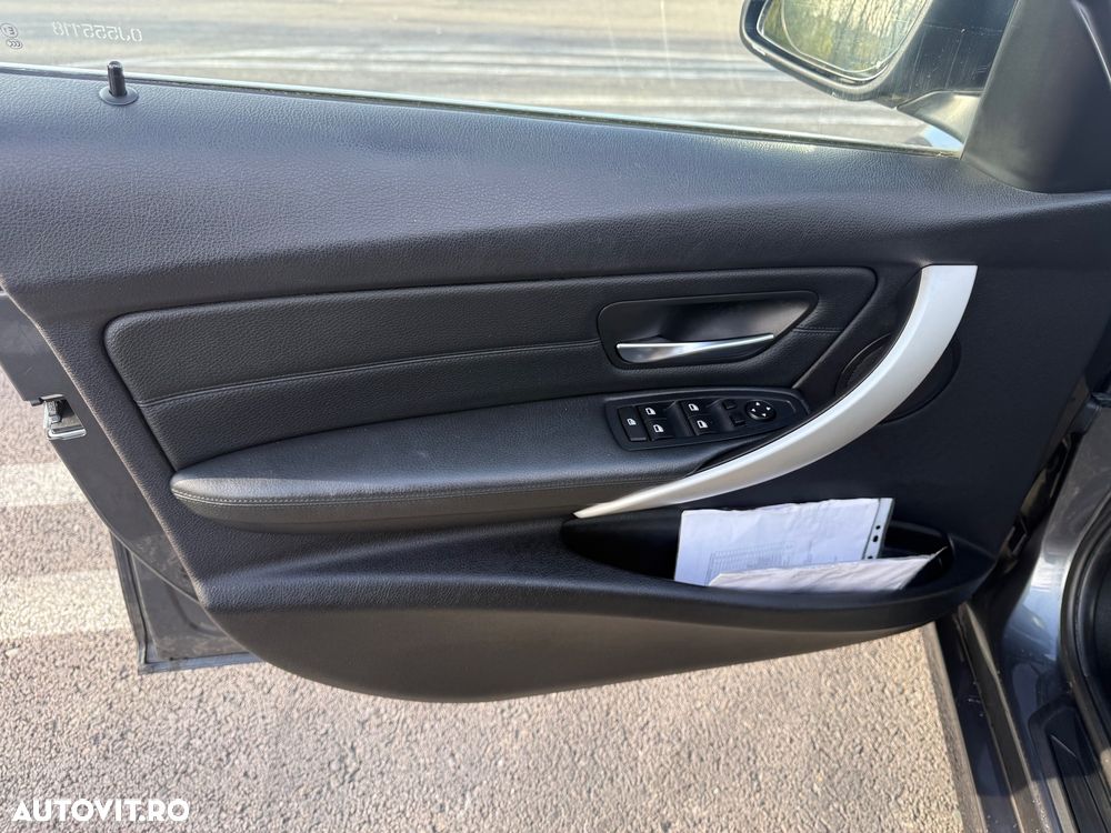 BMW Seria 3 320d Aut. Blue Performance - 21