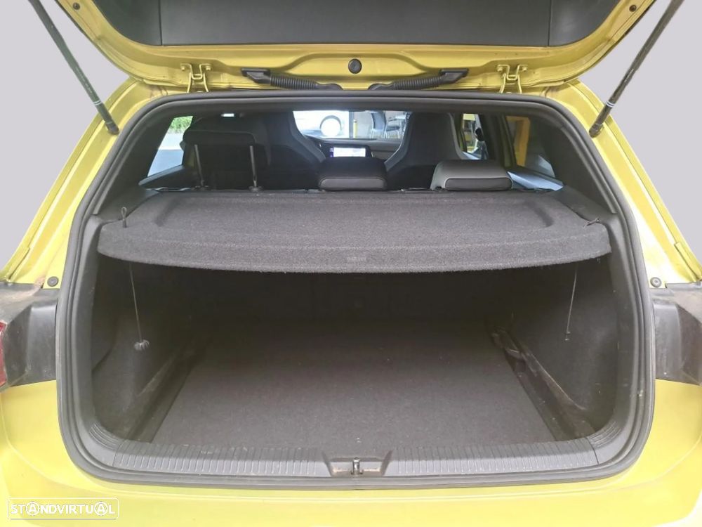 VW Golf - 9