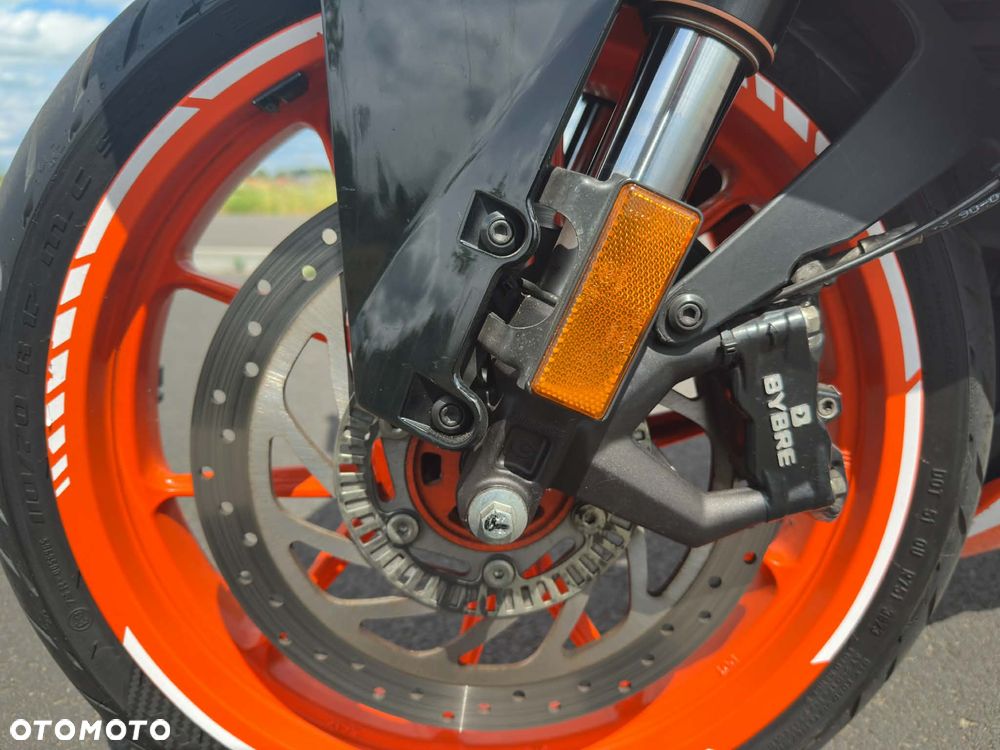 KTM RC 125 - 19