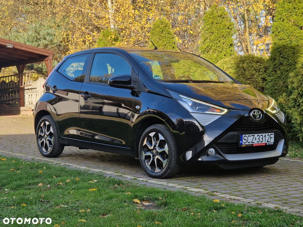 Toyota Aygo x-clusiv - 4