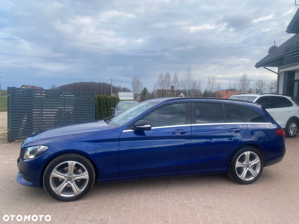 Mercedes-Benz Klasa C 180 BlueTEC 7G-TRONIC Edition 1 - 25