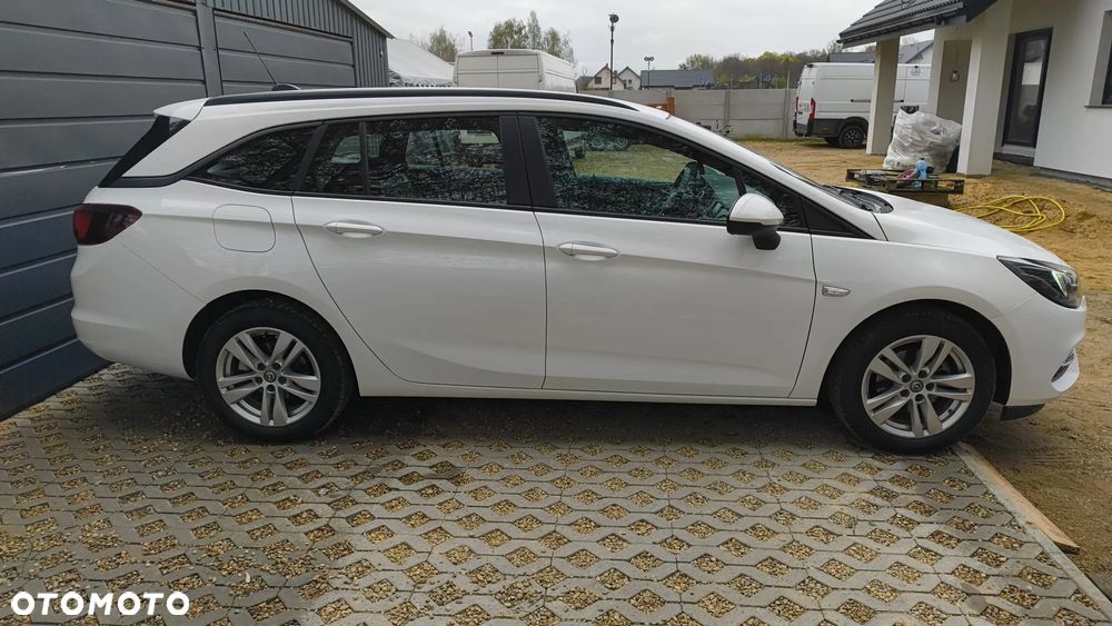 Opel Astra 1.5 CDTI Business Elegance S&S - 4