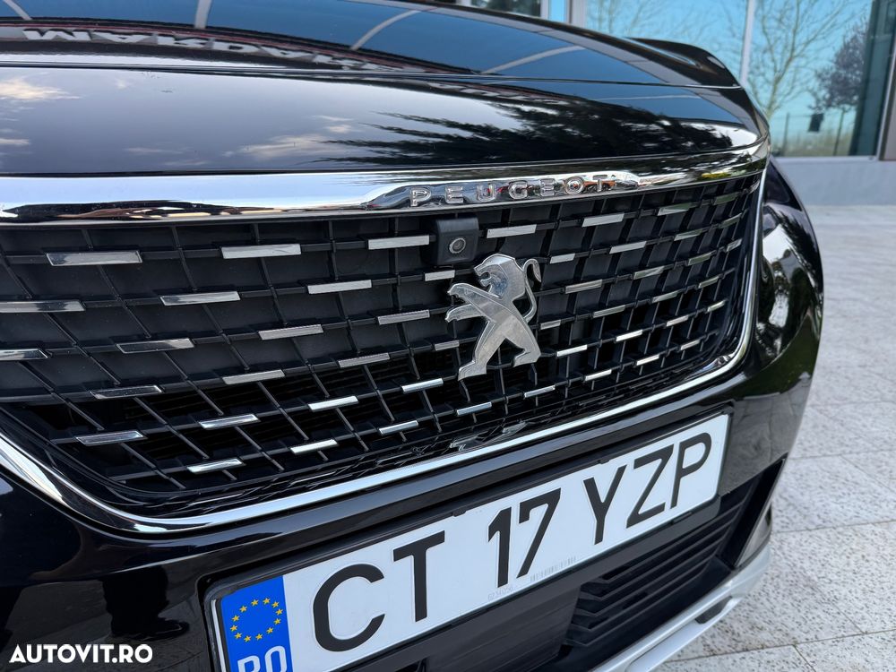Peugeot 3008 PureTech 130 Stop & Start GPF EAT8 GT - 8