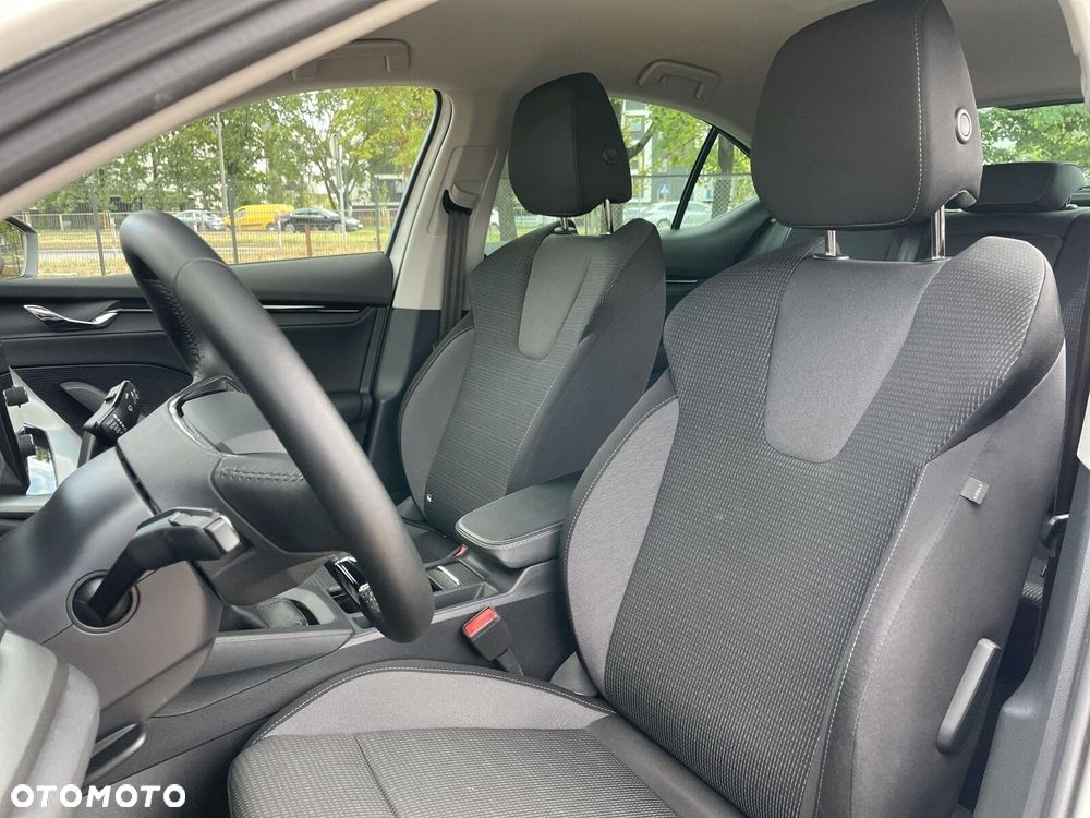Skoda Octavia 1.5 TSI ACT Ambition - 11