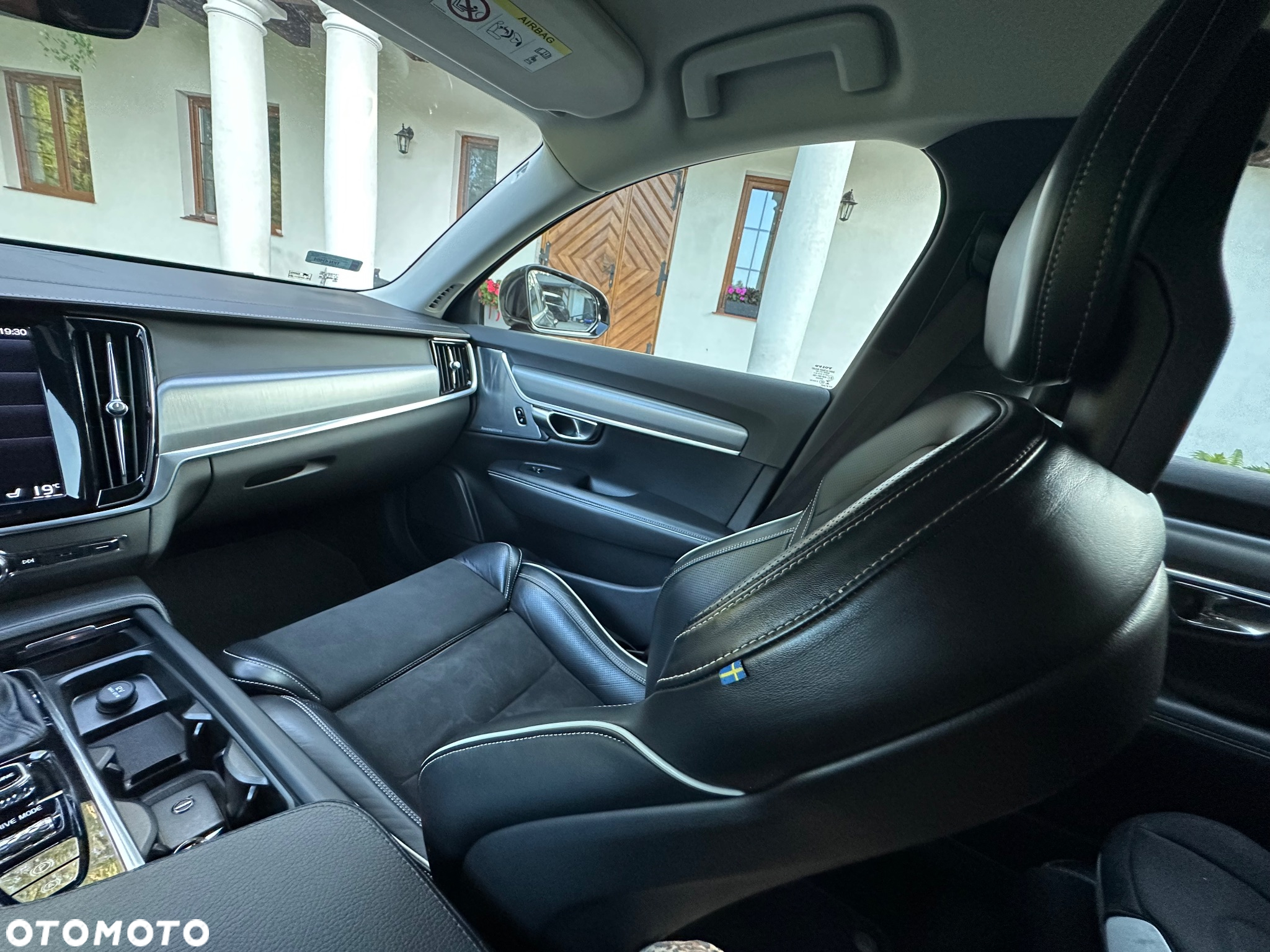 Volvo V90 D4 Geartronic Momentum Pro - 12