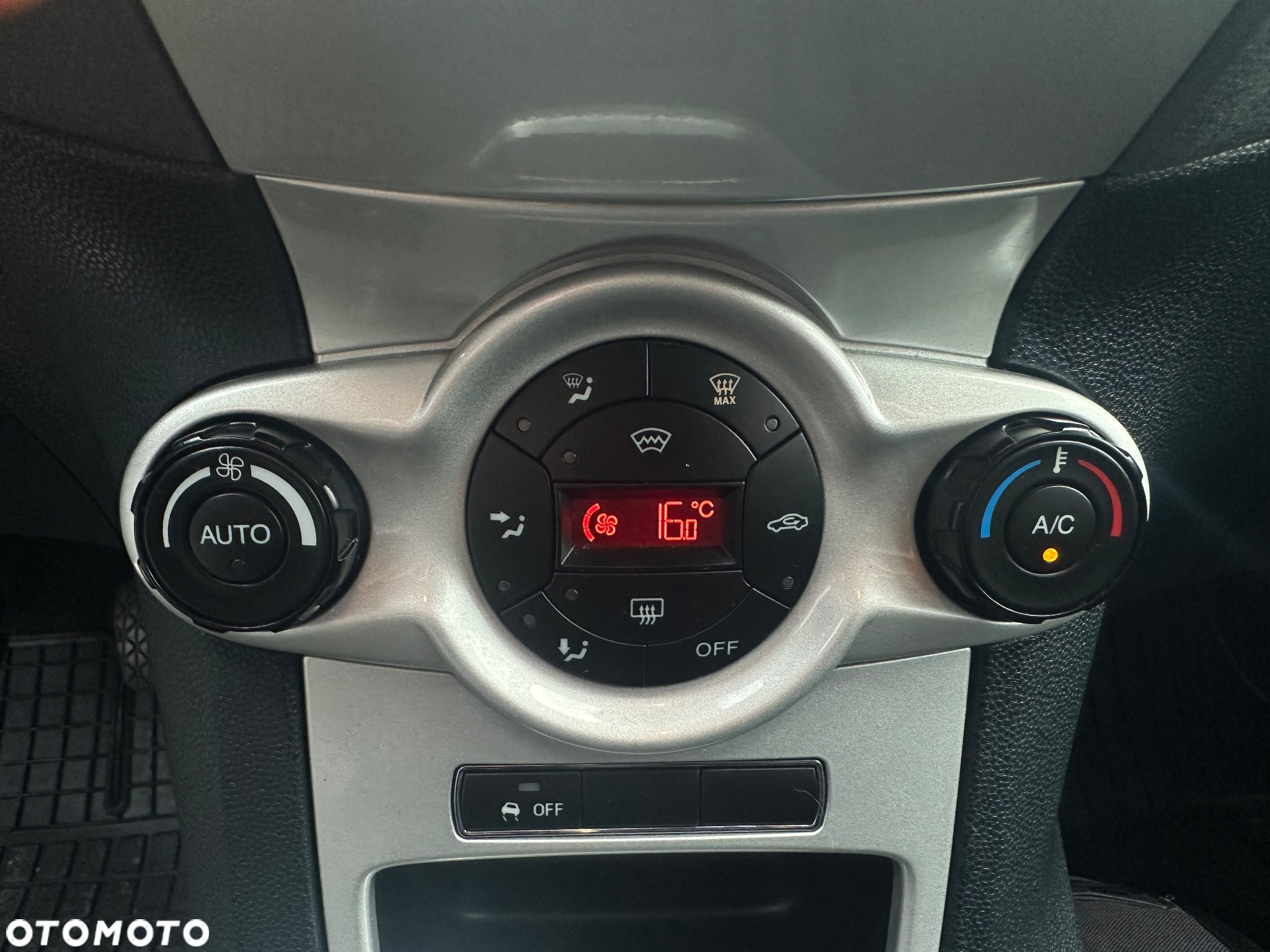 Ford Fiesta 1.4 Sport - 15