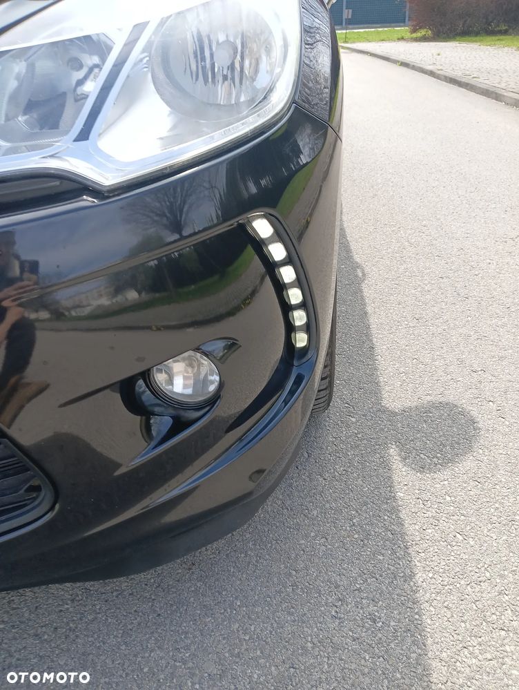 Citroën DS3 e-HDi 90 FAP SoChic - 14