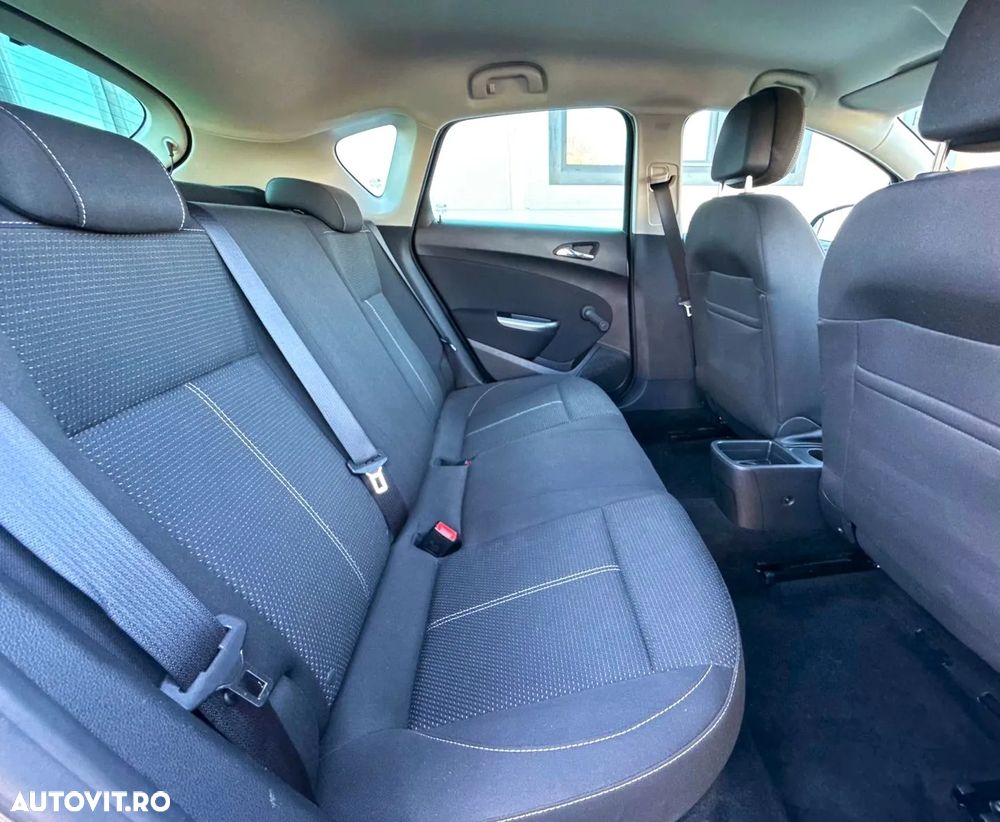 Opel Astra 1.4 Turbo Active - 21