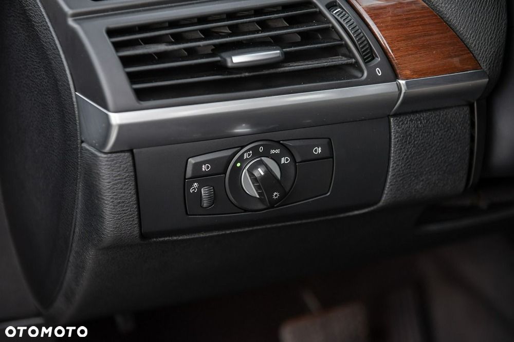 BMW X5 xDrive35d - 29