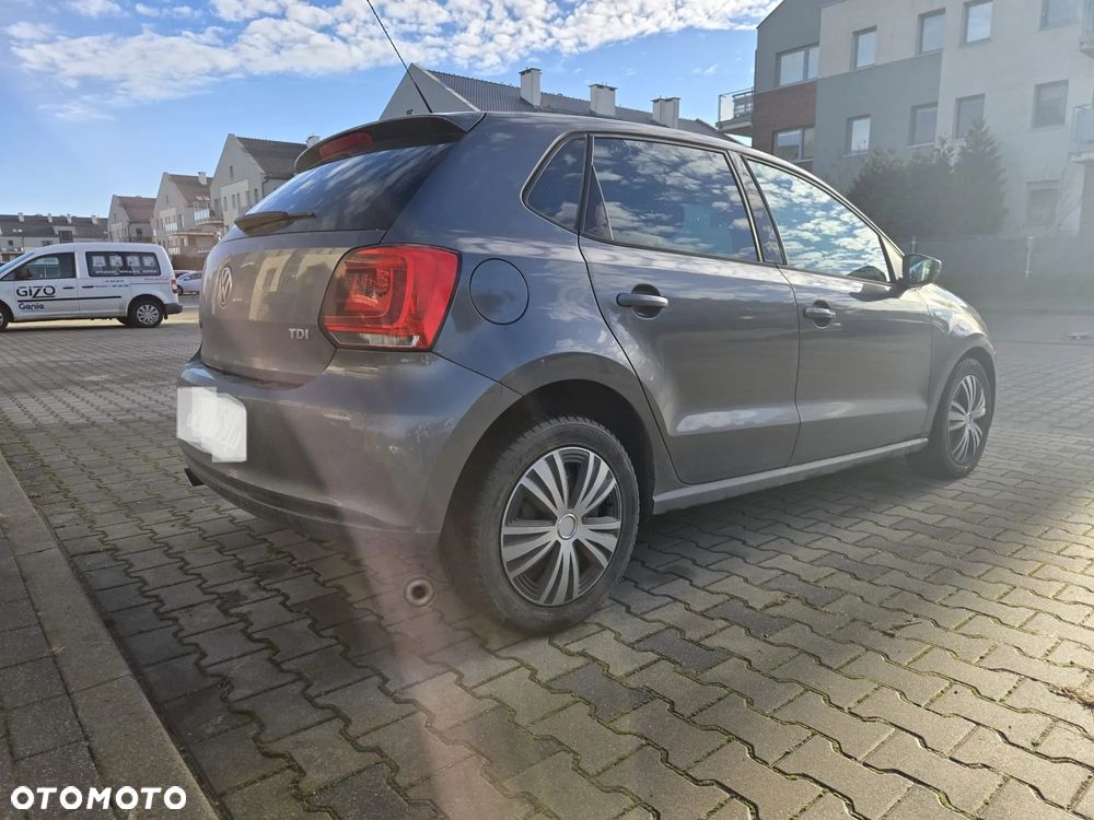 Volkswagen Polo 1.6 TDI DSG Life - 3