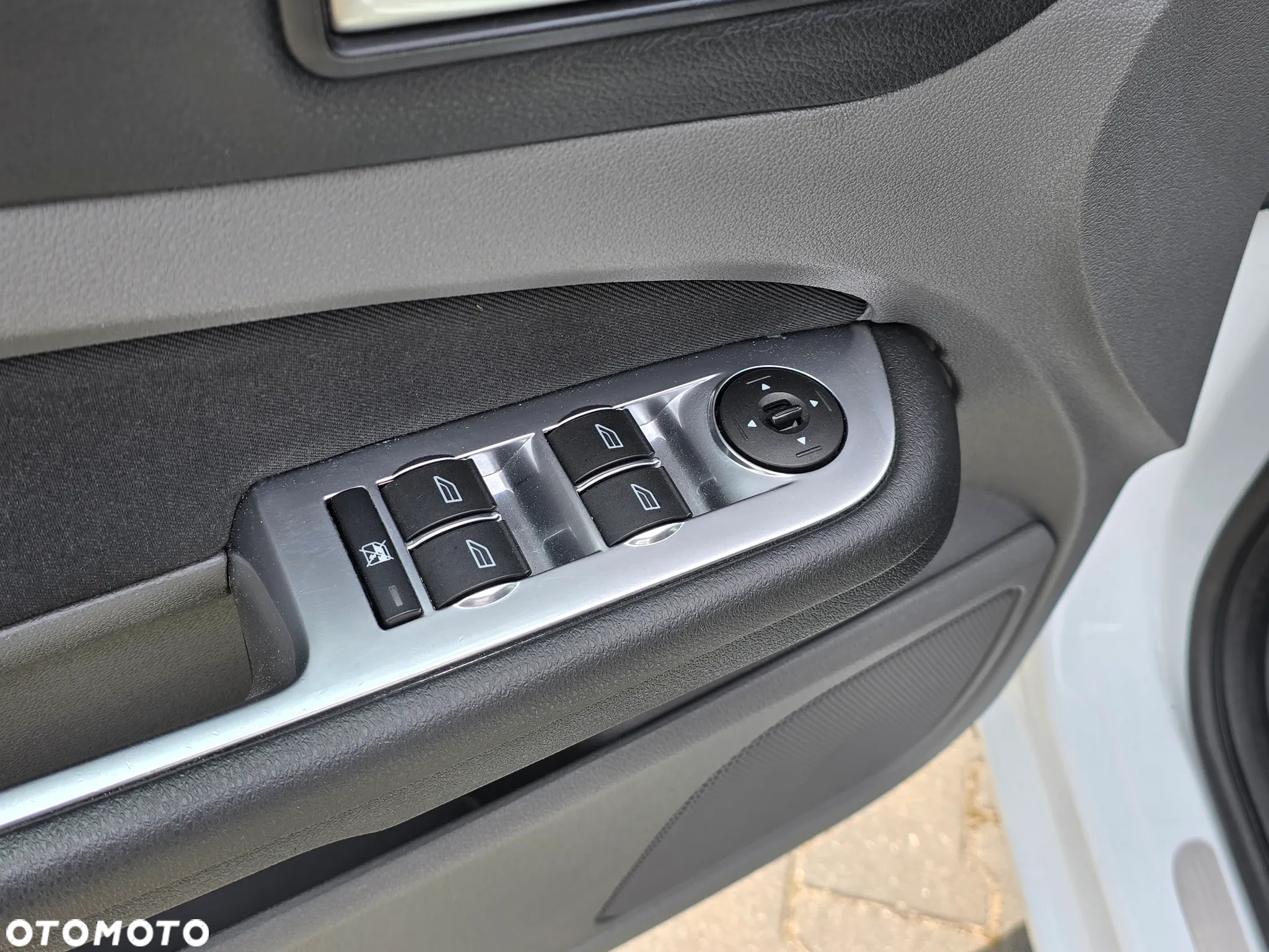 Ford Focus 1.8 FF Platinium X - 23