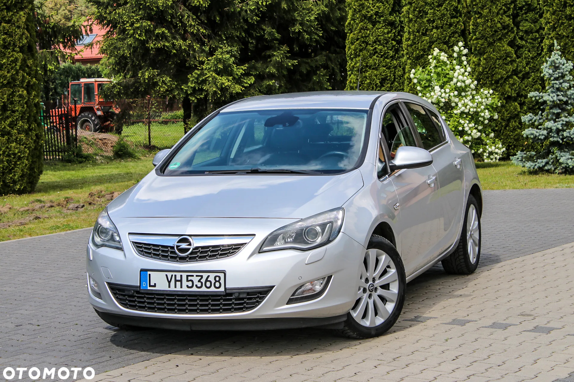 Opel Astra 1.4 Turbo Cosmo - 2