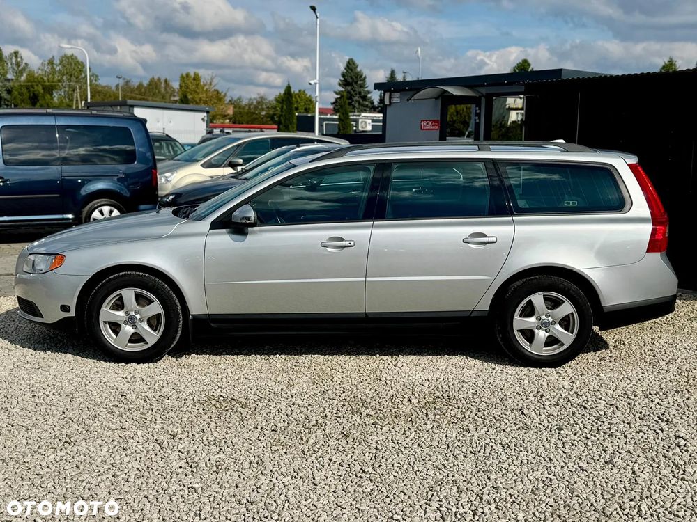 Volvo V70 2.0 Momentum - 10