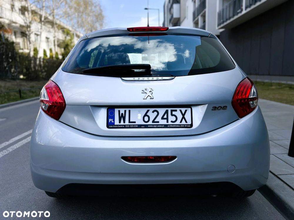 Peugeot 208 - 27