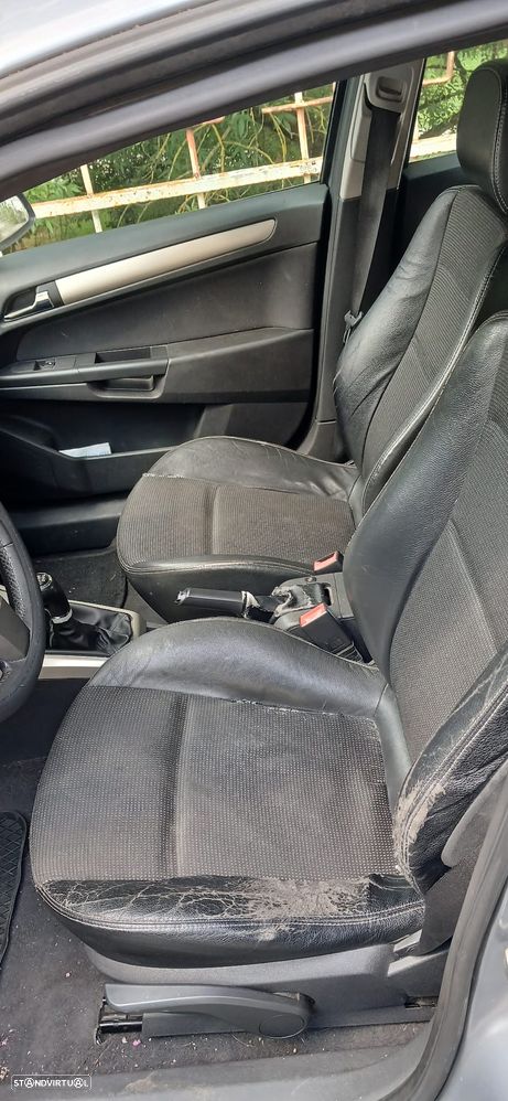 Opel Astra 1.3 CDTI Enjoy EcoFLEX - 9