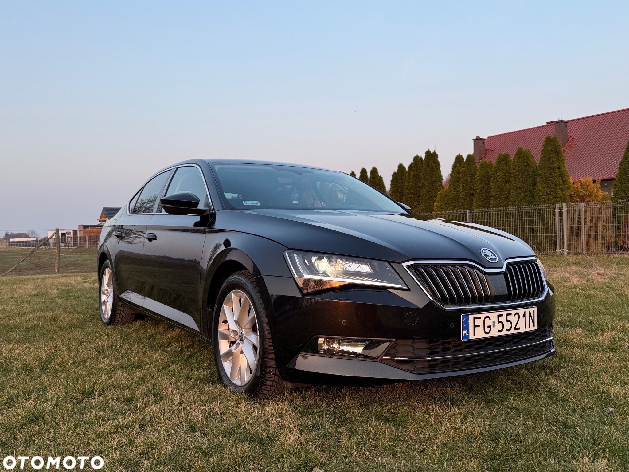 Skoda Superb 1.6 TDI DSG Style - 1
