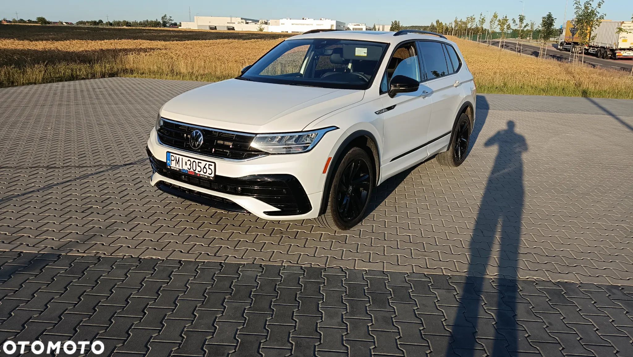 Volkswagen Tiguan 2.0 TSI 4Mot R-Line DSG - 1