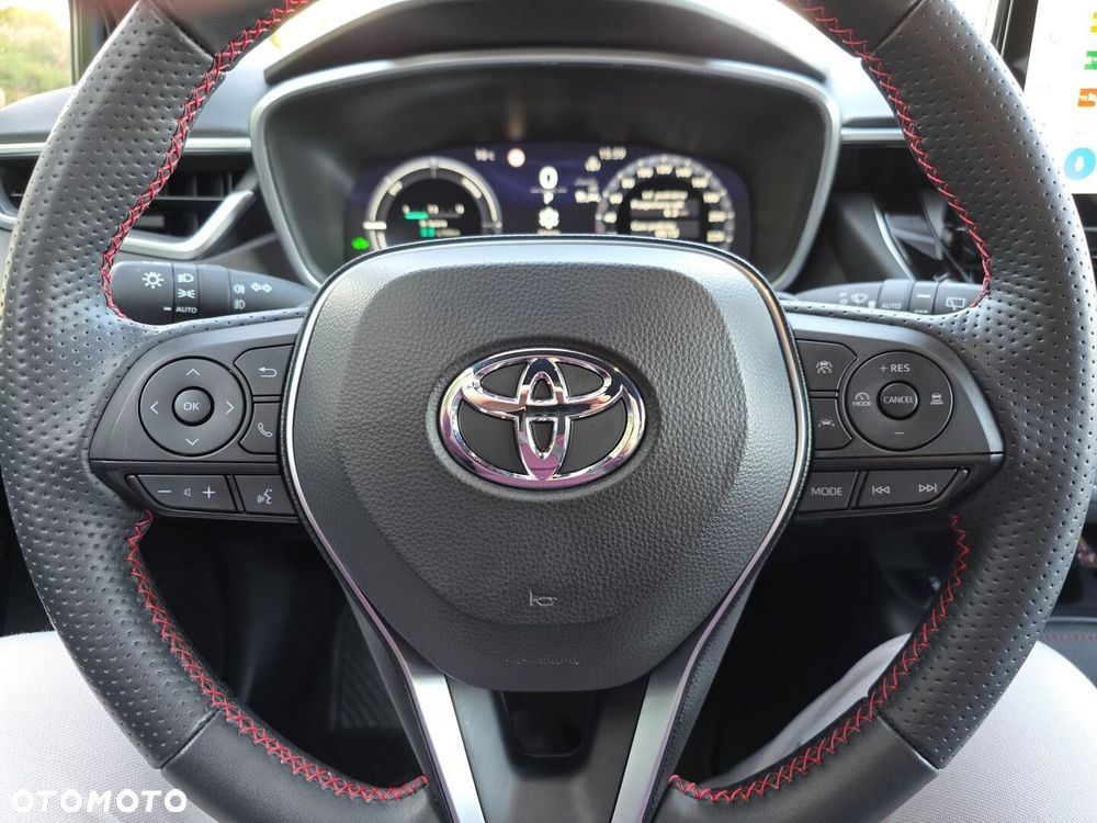 Toyota Corolla 2.0 Hybrid GR Sport Dynamic - 10