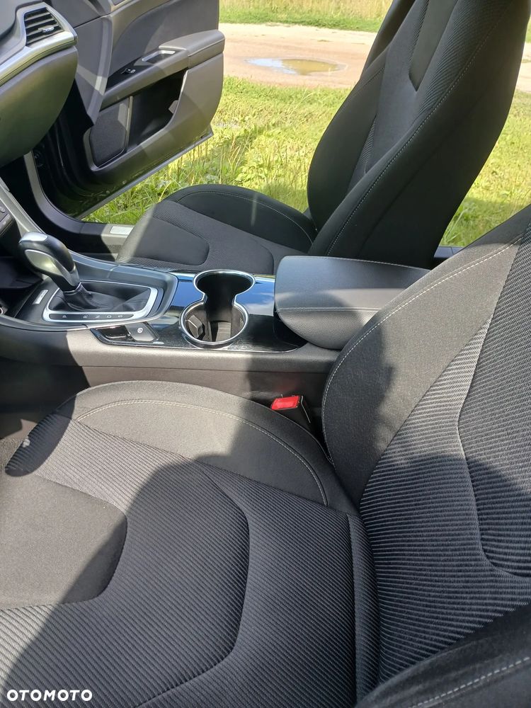 Ford Mondeo 2.0 TDCi STart-Stopp PowerShift-Aut Titanium - 12