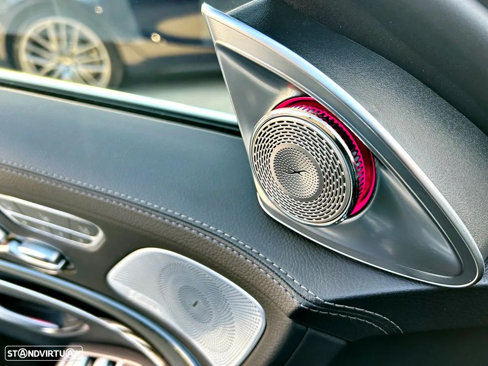 Mercedes-Benz S 560 4Matic 9G-TRONIC - 28