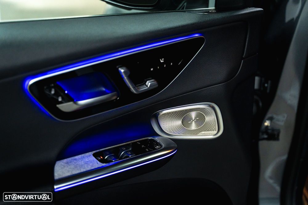 Mercedes-Benz GLC 300 e 4Matic 9G-TRONIC Avantgarde Advanced - 5