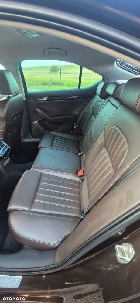 Skoda Superb 2.0 TDI L&K DSG - 15