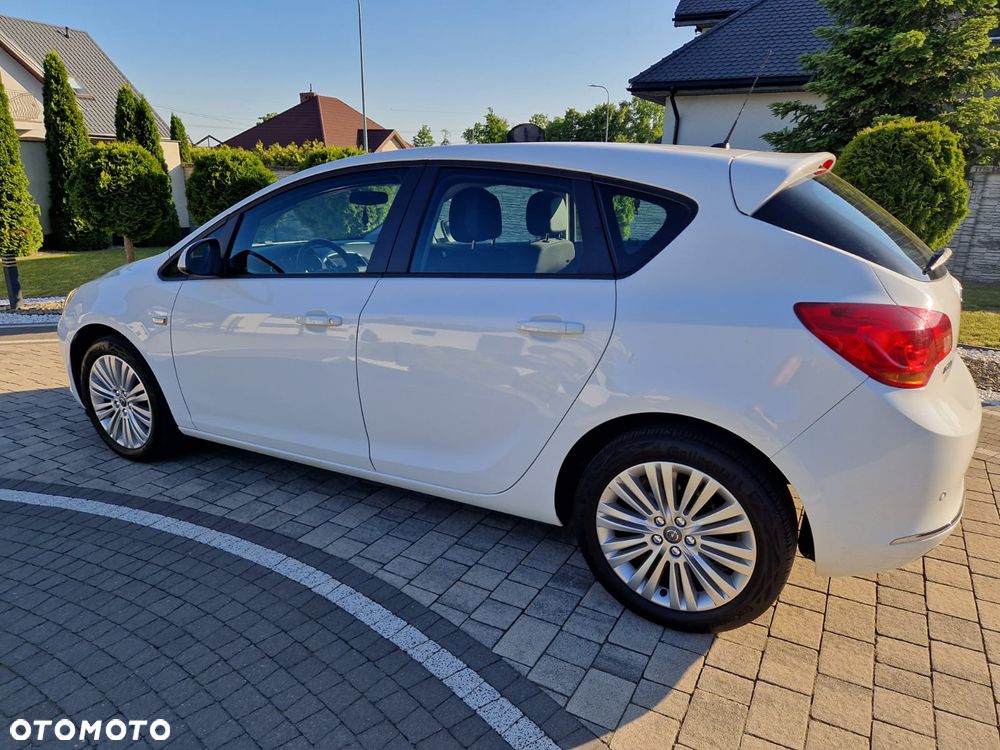 Opel Astra 1.6 Enjoy EU6 - 5