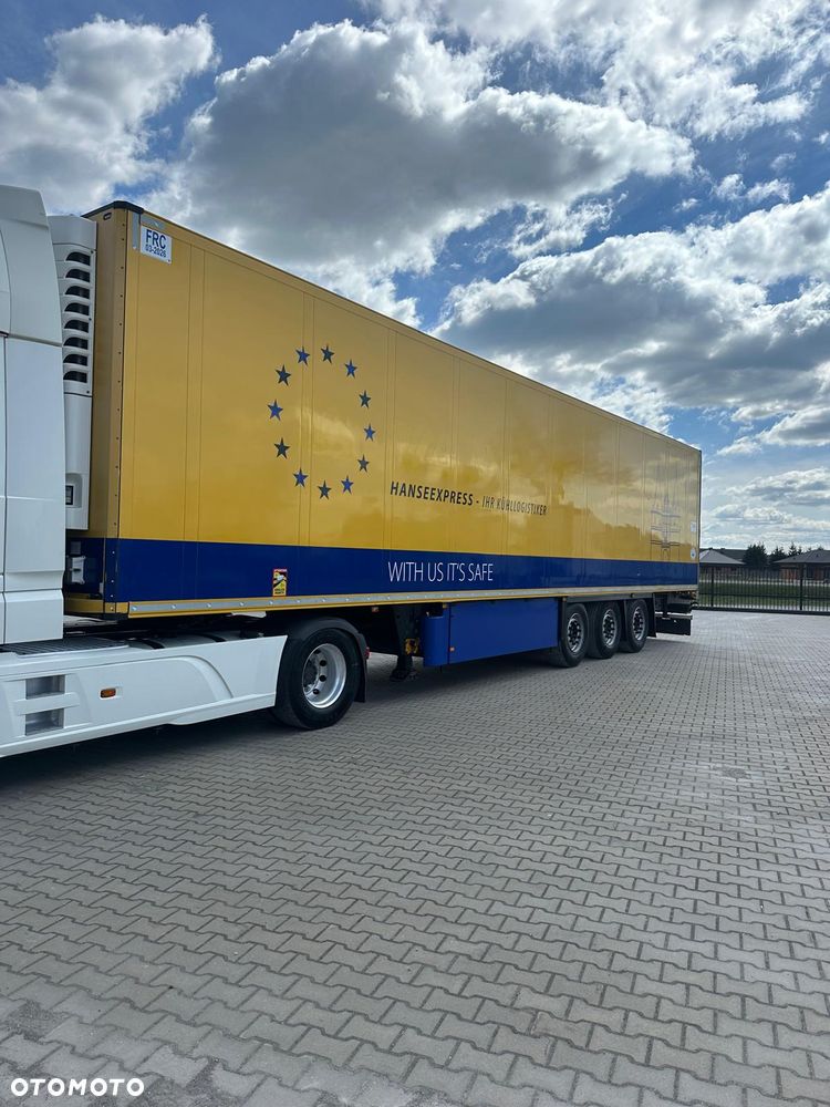 Schmitz Cargobull - 3