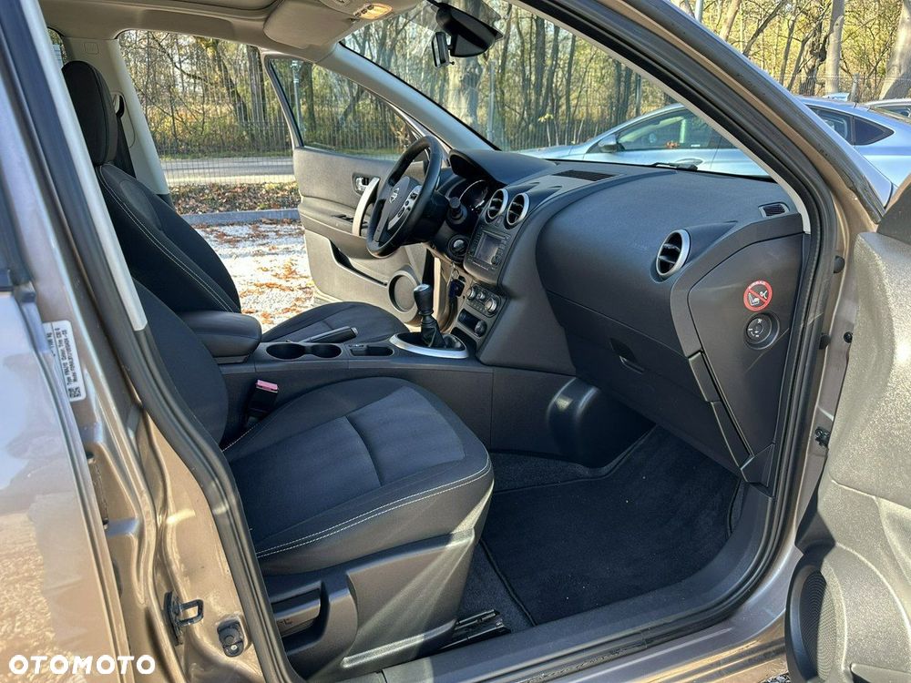 Nissan Qashqai - 17