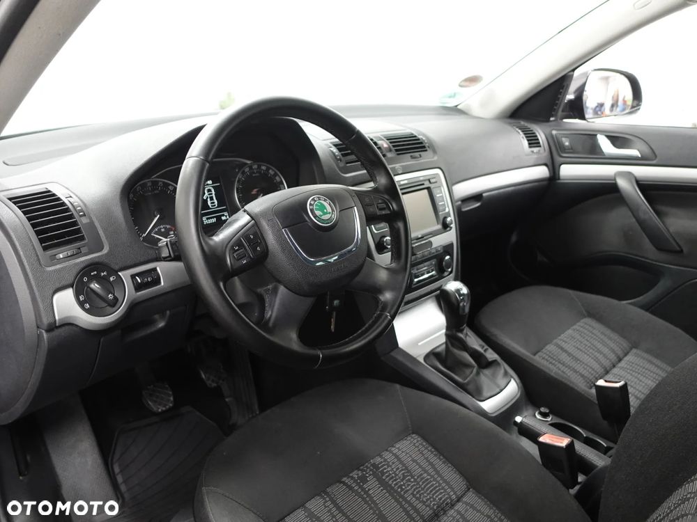 Skoda Octavia 1.6 TDI Ambiente - 19