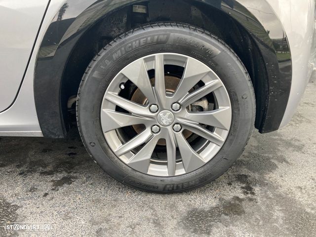 Peugeot e-208 50 kWh Allure - 12