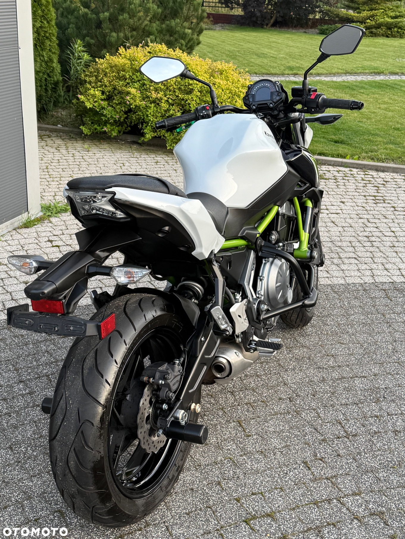 Kawasaki Z 650 - 18