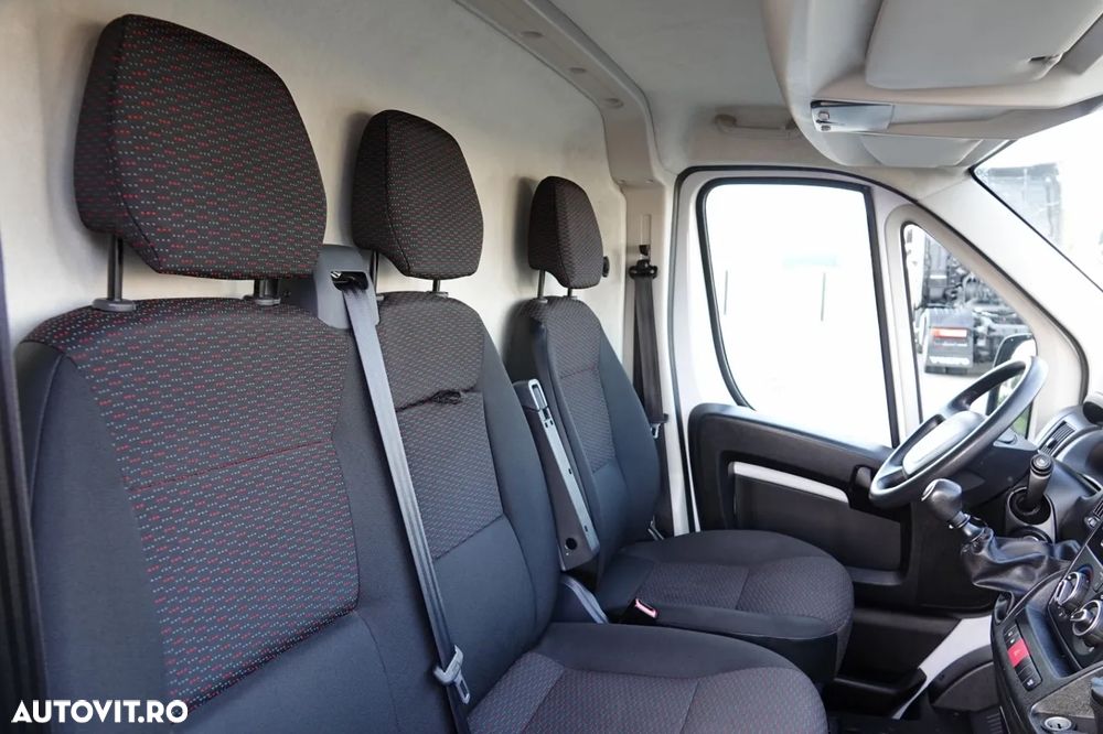 Iveco BOXER / 2.2 - 120 CP / L3H3 / AUTOUTILIZATOR DIN TABLĂ / 2022 / MANUAL / IMPORTAT - 36