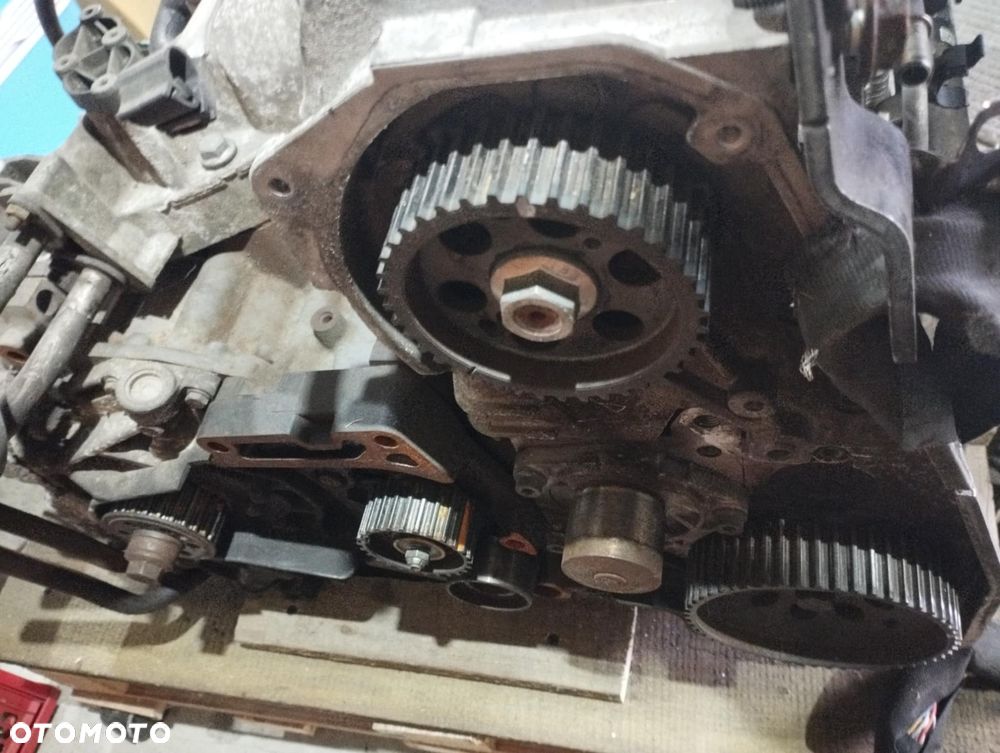 Alfa Romeo 159 2,4 JTD silnik - 6