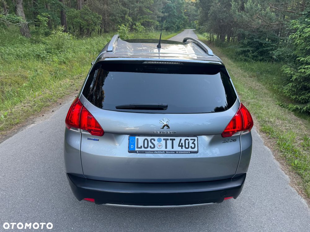 Peugeot 2008 1.6 BlueHDi Allure S&S - 16