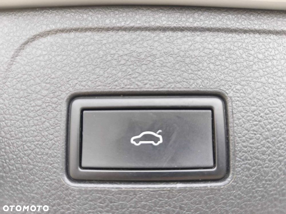 Volkswagen Passat 2.0 TDI EVO Business DSG - 11