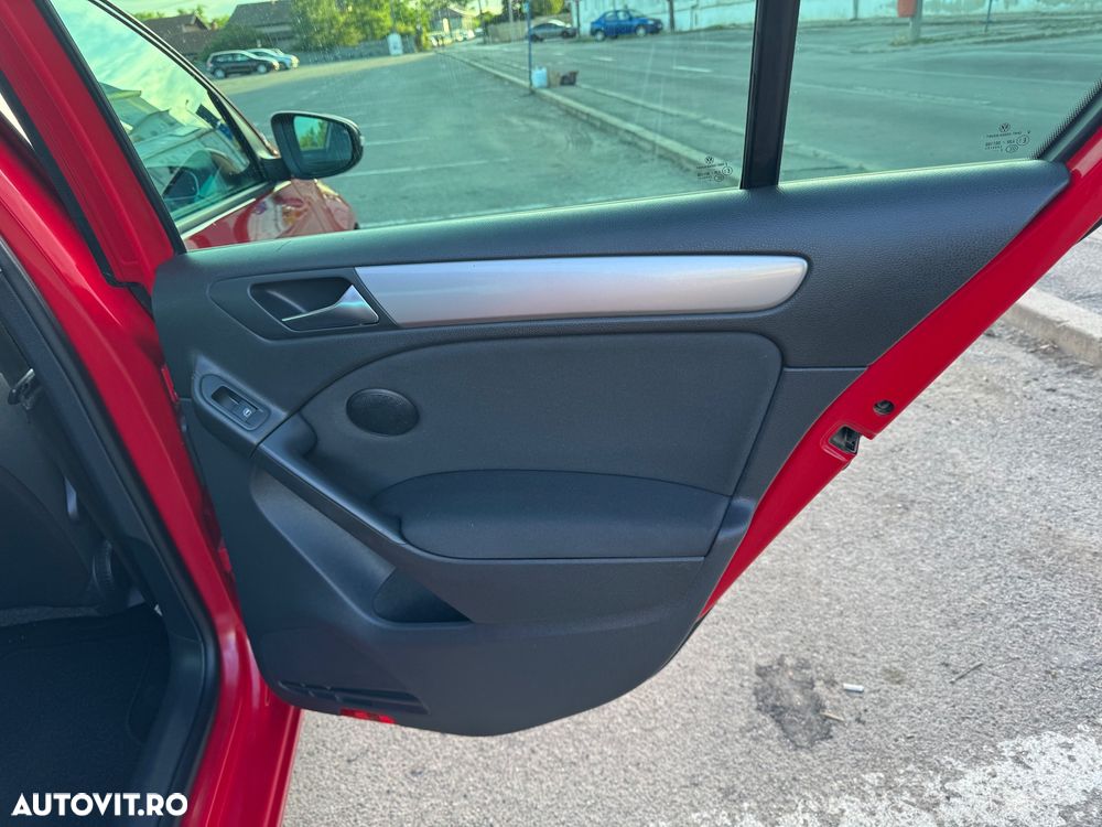 Volkswagen Golf 2.0 TDI Trendline - 14