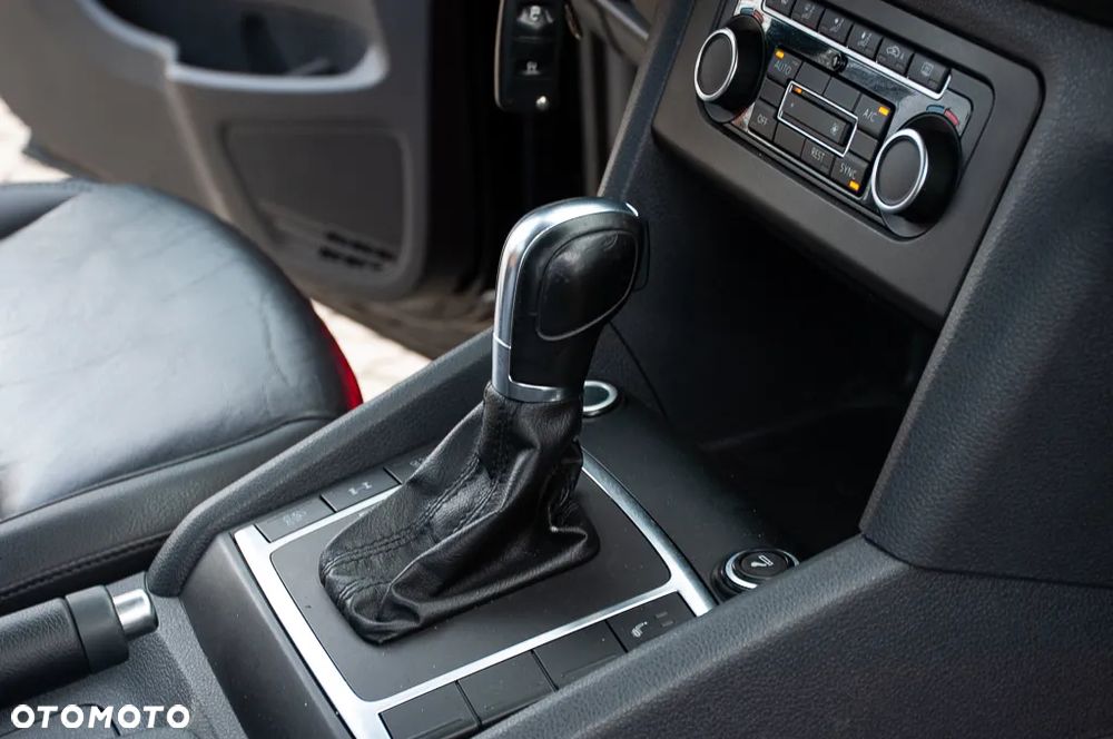 Volkswagen Amarok DC 2.0 BiTDI 4Mot Trendline - 10