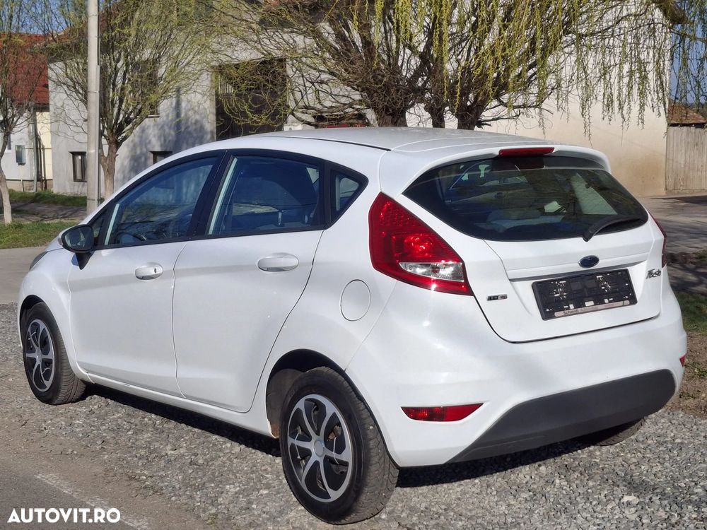 Ford Fiesta - 4