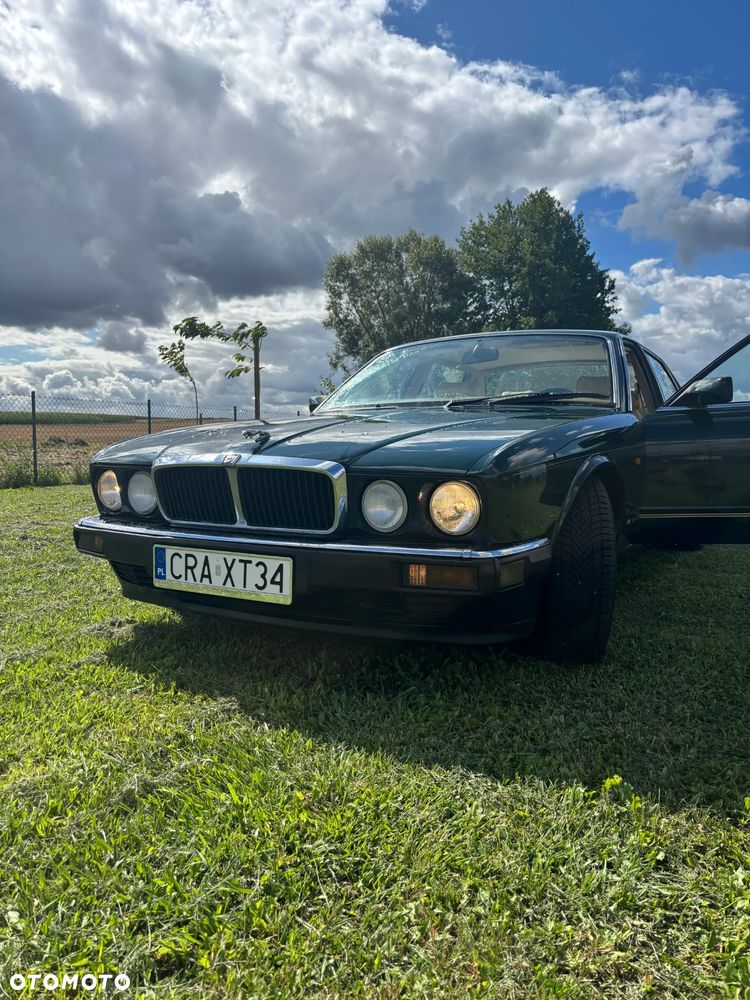 Jaguar XJ Soverign 3.2i - 1